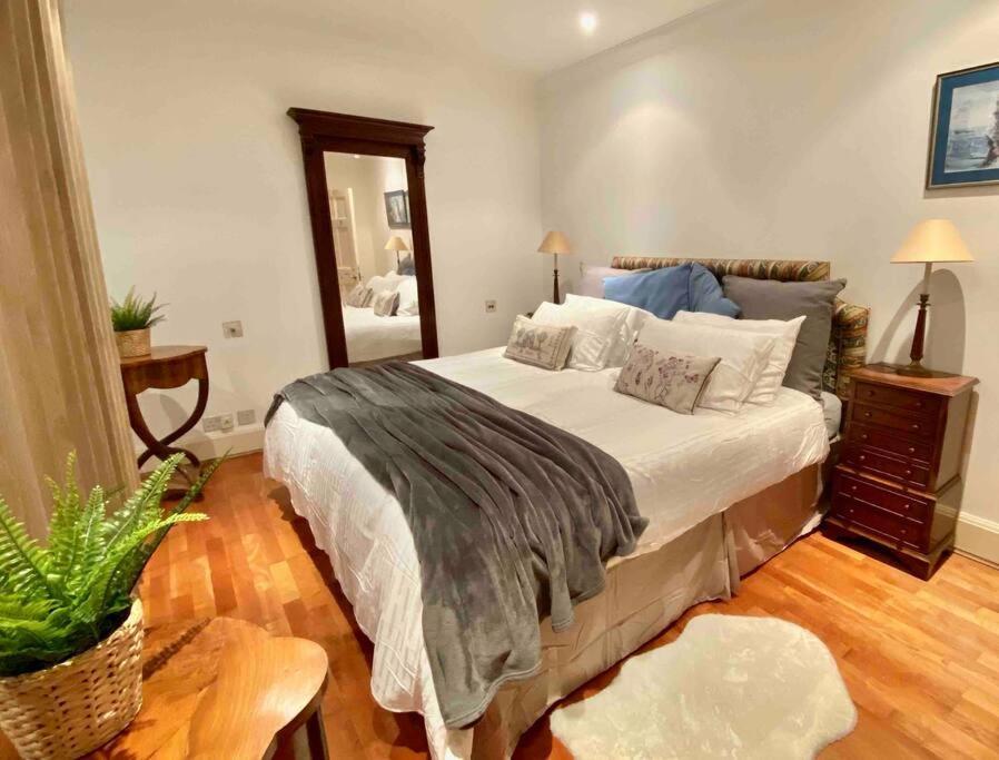 Spacious Flat In The Most Desirable Area Of 伦敦 外观 照片